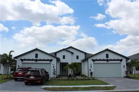 14605 Kingfisher Loop, Naples, FL 34120