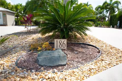 10216 Yellowtop Trl, Fort Myers, FL 33905