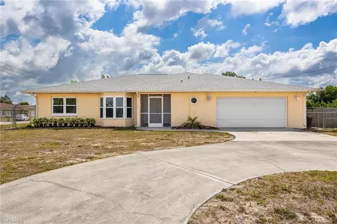 17375 Phlox Dr, Fort Myers, FL 33967
