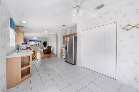 808 Renn Dr NW, Moore Haven, FL 33471 photo 8
