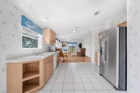 808 Renn Dr NW, Moore Haven, FL 33471 photo 10