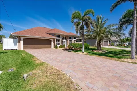 5228 SW 8th Ct, Cape Coral, FL 33914