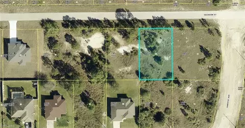 996 Gleason St, Lehigh Acres, FL 33974
