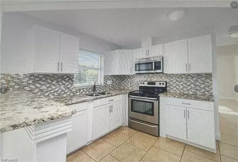 4245 22nd Pl SW, Naples, FL 34116