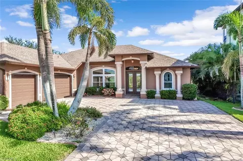 907 NW 18th St, Cape Coral, FL 33993