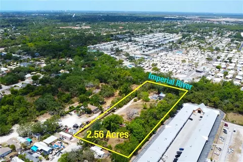 27761 Downs Dr, Bonita Springs, FL 34135