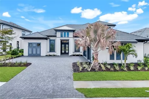 15460 Turin Dr, Naples, FL 34114