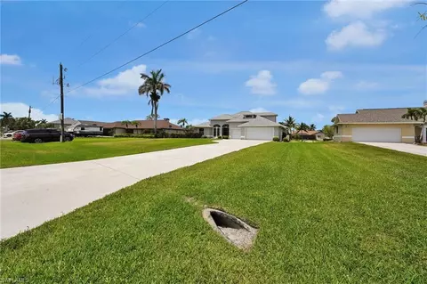 20620 Park Pl, Estero, FL 33928 photo 4