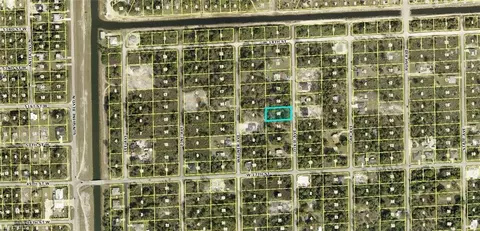 1709 Dixie Ave, Lehigh Acres, FL 33972