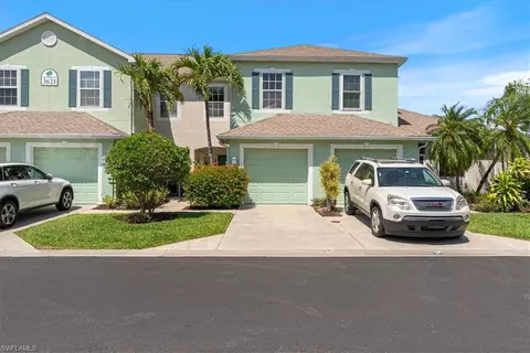 3621 Pine Oak Cir #105, Fort Myers, FL 33916