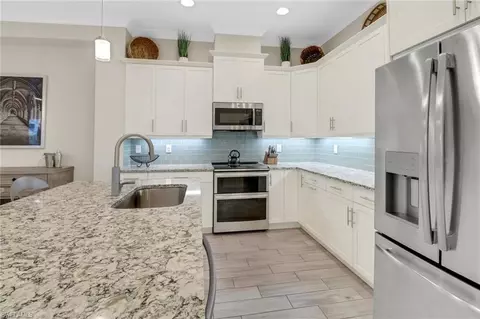 5782 Highbourne Dr, Naples, FL 34113 photo 6