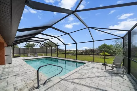 325 NW 12th Pl, Cape Coral, FL 33993