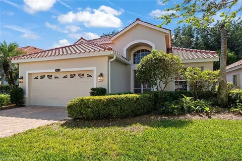 8824 Ventura Way, Naples, FL 34109