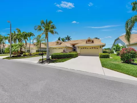 8030 Palomino Dr #50, Naples, FL 34113