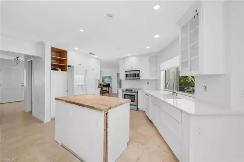 Kitchen - 4711 Crayton Rd, Naples, FL 34103 photo 1 of 1