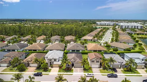 View/Area - 9231 Shadow Oak Ln, Naples, FL 34120 photo 1 of 5