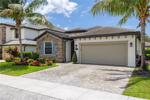 Exterior - 9231 Shadow Oak Ln, Naples, FL 34120 photo 2 of 7