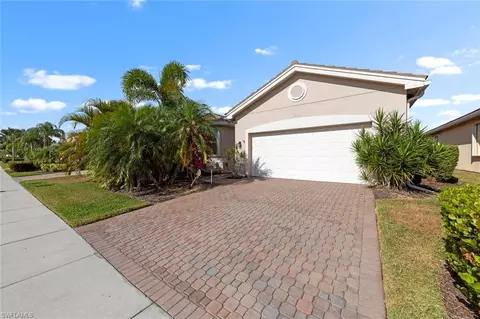 11216 Sparkleberry Dr, Fort Myers, FL 33913