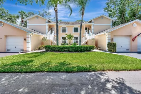 737 Wiggins Lake Dr #102, Naples, FL 34110
