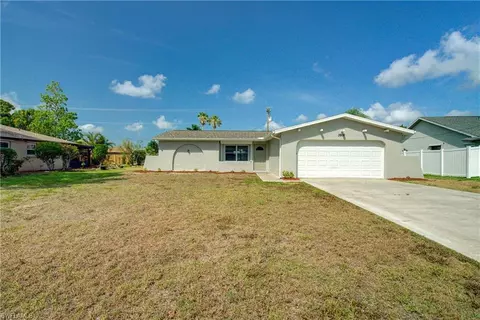 3808 SE 2nd Pl, Cape Coral, FL 33904