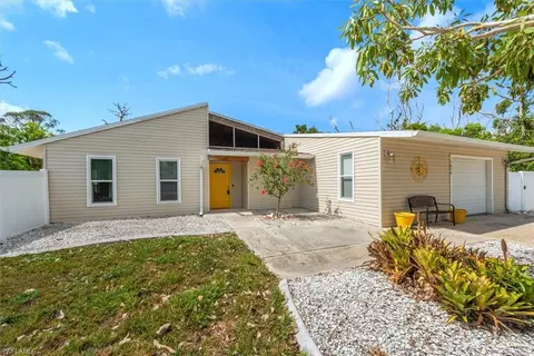 3659 Myers Ln, Saint James City, FL 33956