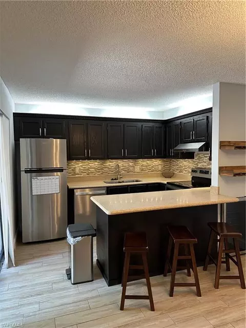 5226 Cedarbend Dr #2, Fort Myers, FL 33919