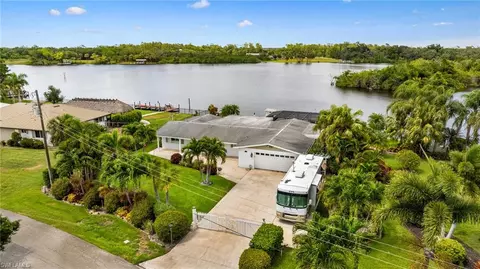 14544 Riverside Dr, Fort Myers, FL 33905
