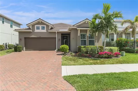 3307 Pilot Cir, Naples, FL 34120