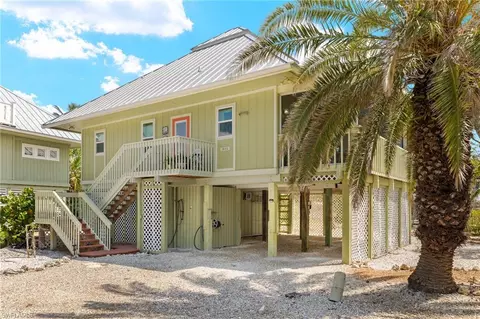 54 Sandpiper Ct, Captiva, FL 33924
