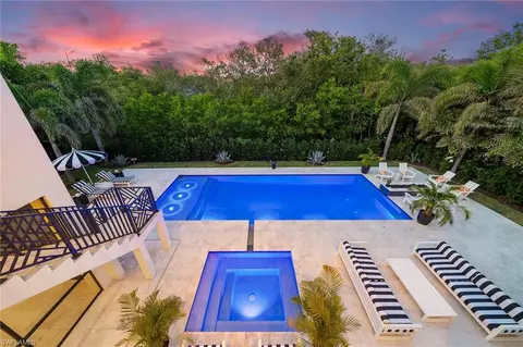 210 Topanga Dr, Bonita Springs, FL 34134
