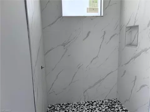 Bath - 4891 20th St NE, Naples, FL 34120 photo 4 of 6