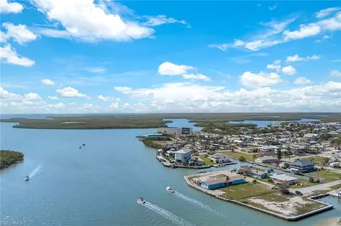 110 East Ct, Marco Island, FL 34145