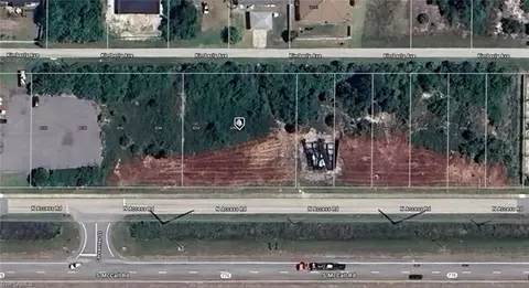 4254 N 4260 4266 N Access Rd, Englewood, FL 34224