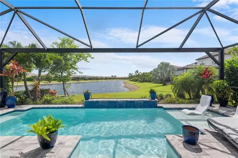 9390 Carretto Dr, Naples, FL 34119