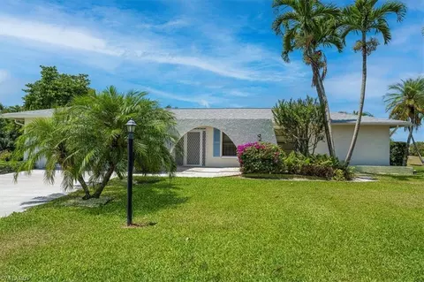 Exterior - 116 Short Ct, Naples, FL 34112 photo 18 of 20