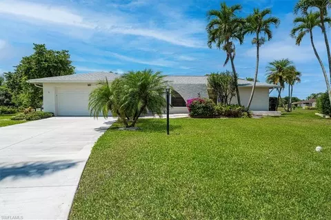 Exterior - 116 Short Ct, Naples, FL 34112 photo 2 of 20