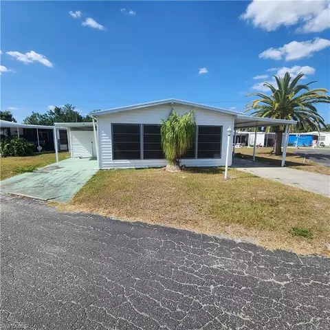 217 Fireball Ln, North Fort Myers, FL 33917