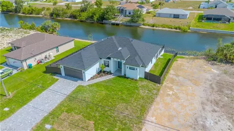 408 NW 9th St, Cape Coral, FL 33993