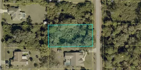 107 Columbus Ave, Lehigh Acres, FL 33936