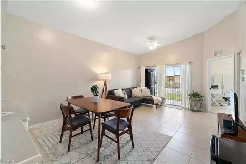 4117 Bellasol Cir #125, Fort Myers, FL 33916