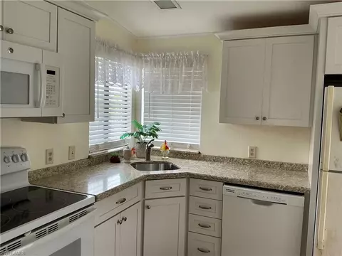 Kitchen - 237 Eagle Rd #237, Naples, FL 34114 photo 1 of 2