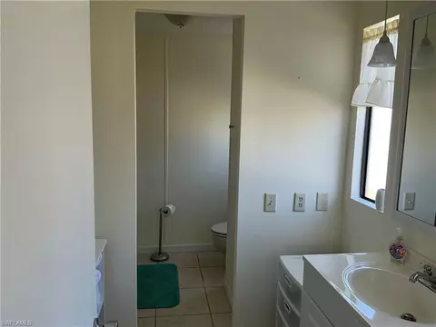 Bath - 237 Eagle Rd #237, Naples, FL 34114 photo 1 of 2