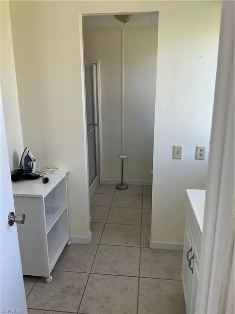 Bath - 237 Eagle Rd #237, Naples, FL 34114 photo 2 of 2
