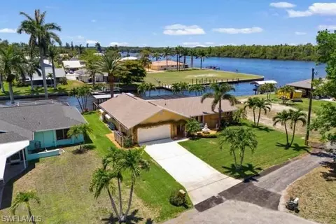 2197 River Rd, Fort Myers, FL 33905
