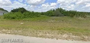 8022 Sunrise Cir, Labelle, FL 33935
