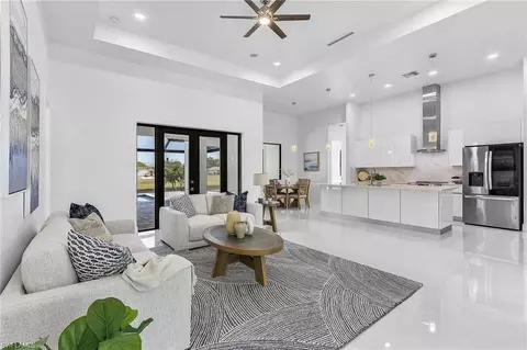 1625 NE 5th Ter, Cape Coral, FL 33909