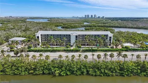 5220 Bonita Beach Rd SW #105, Bonita Springs, FL 34134