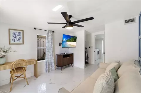 1300 Pine St, Naples, FL 34104 photo 12