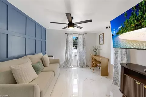 1300 Pine St, Naples, FL 34104 photo 3