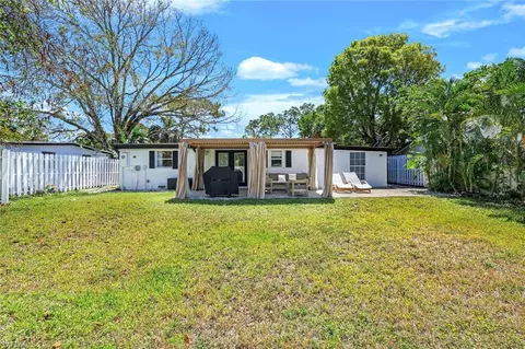 1300 Pine St, Naples, FL 34104 photo 21